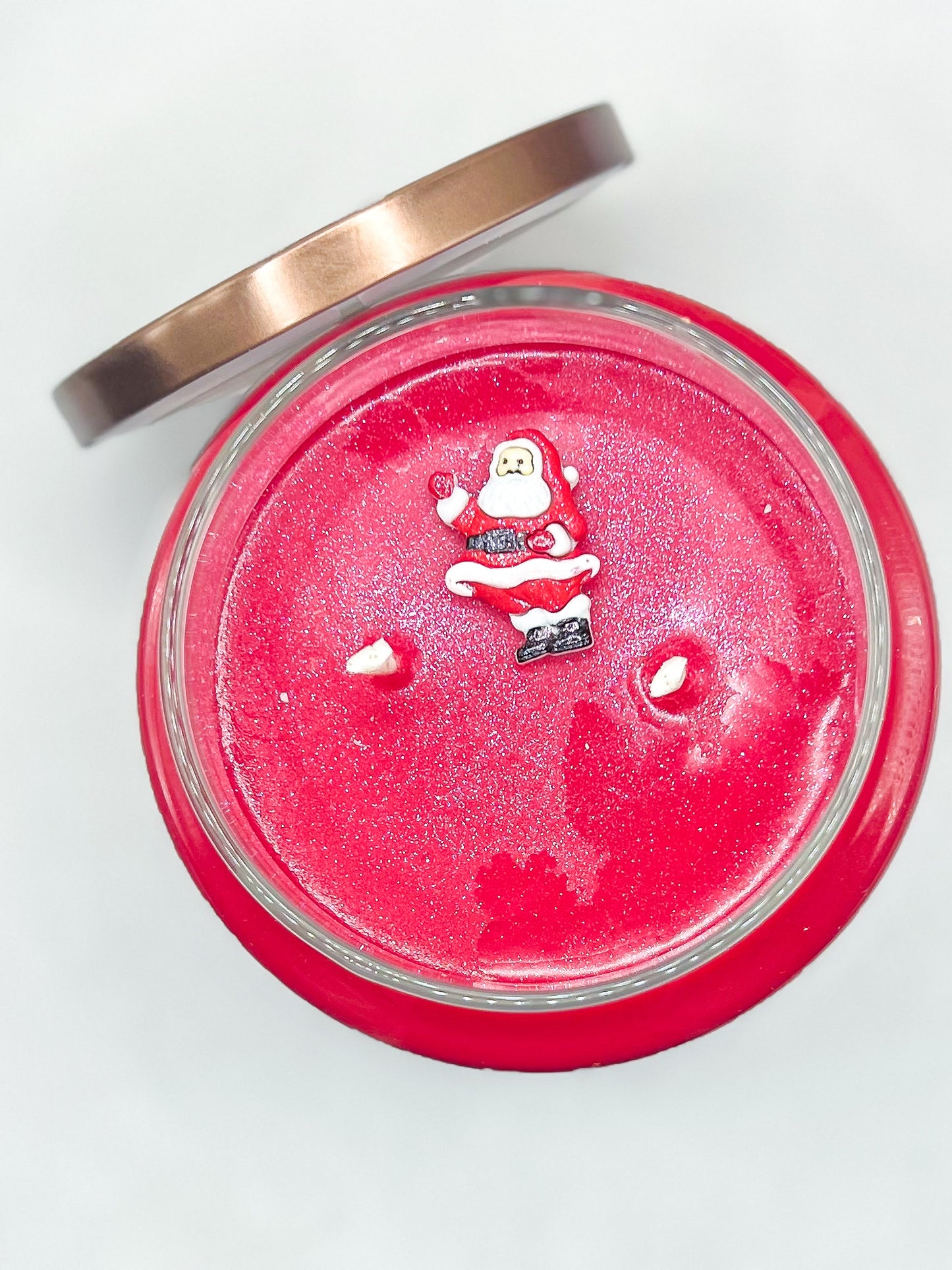 Santa's Workshop Soy Wax Candle - Crisp Cranberries and Winter Jasmine