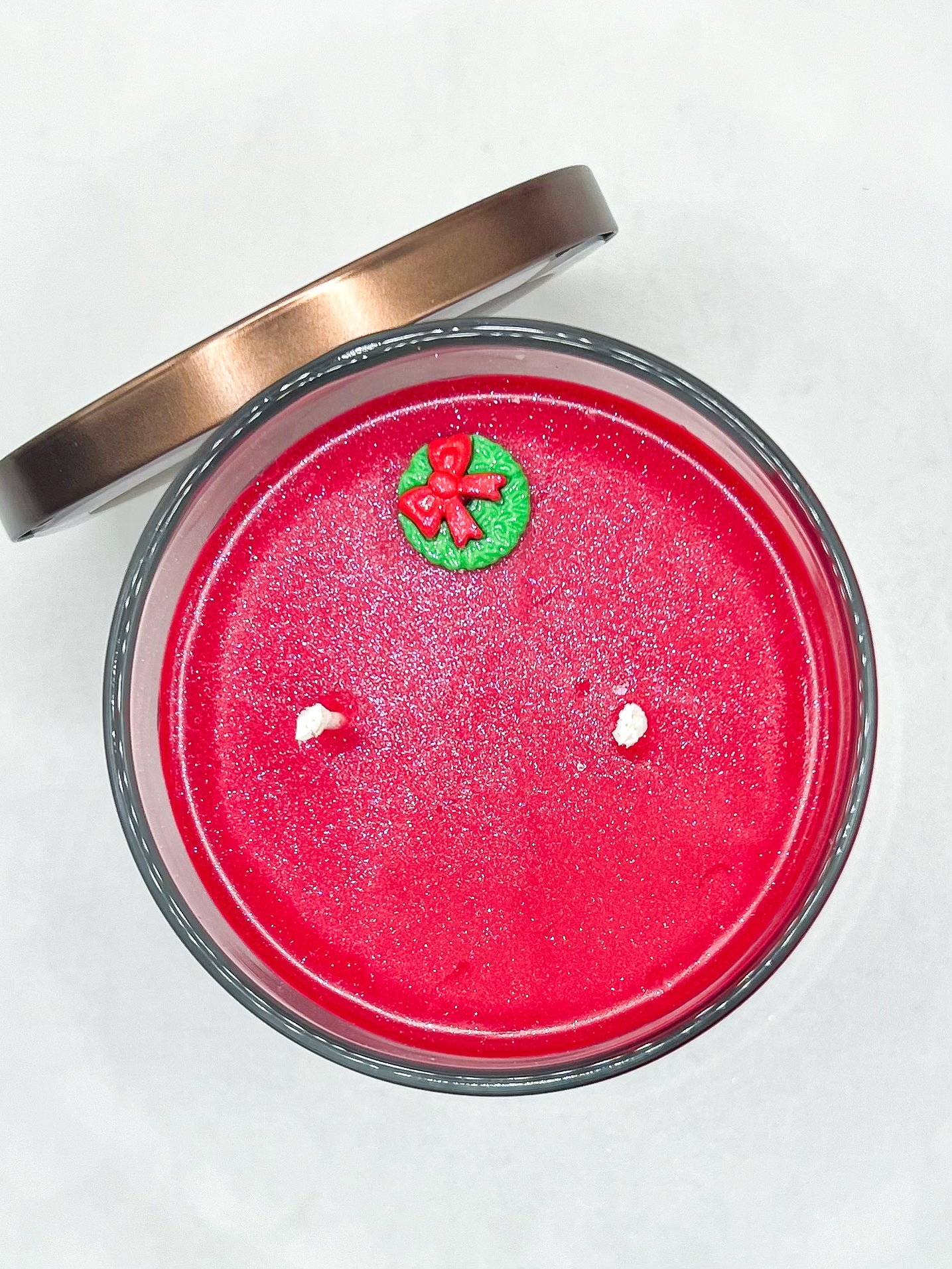 Santa's Workshop Soy Wax Candle - Crisp Cranberries and Winter Jasmine