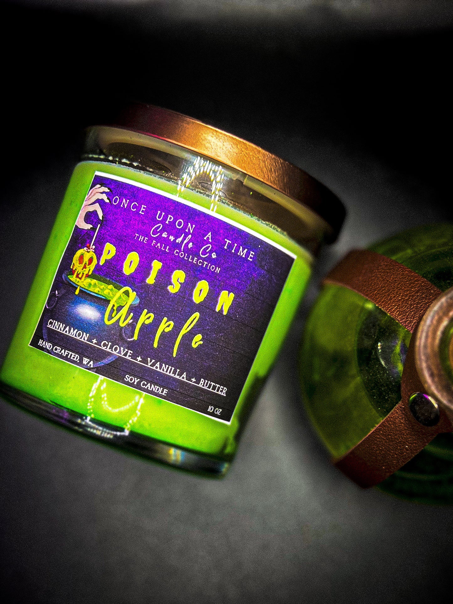 Poison Apple Soy Wax Candle-Apples, sugar, pie crust