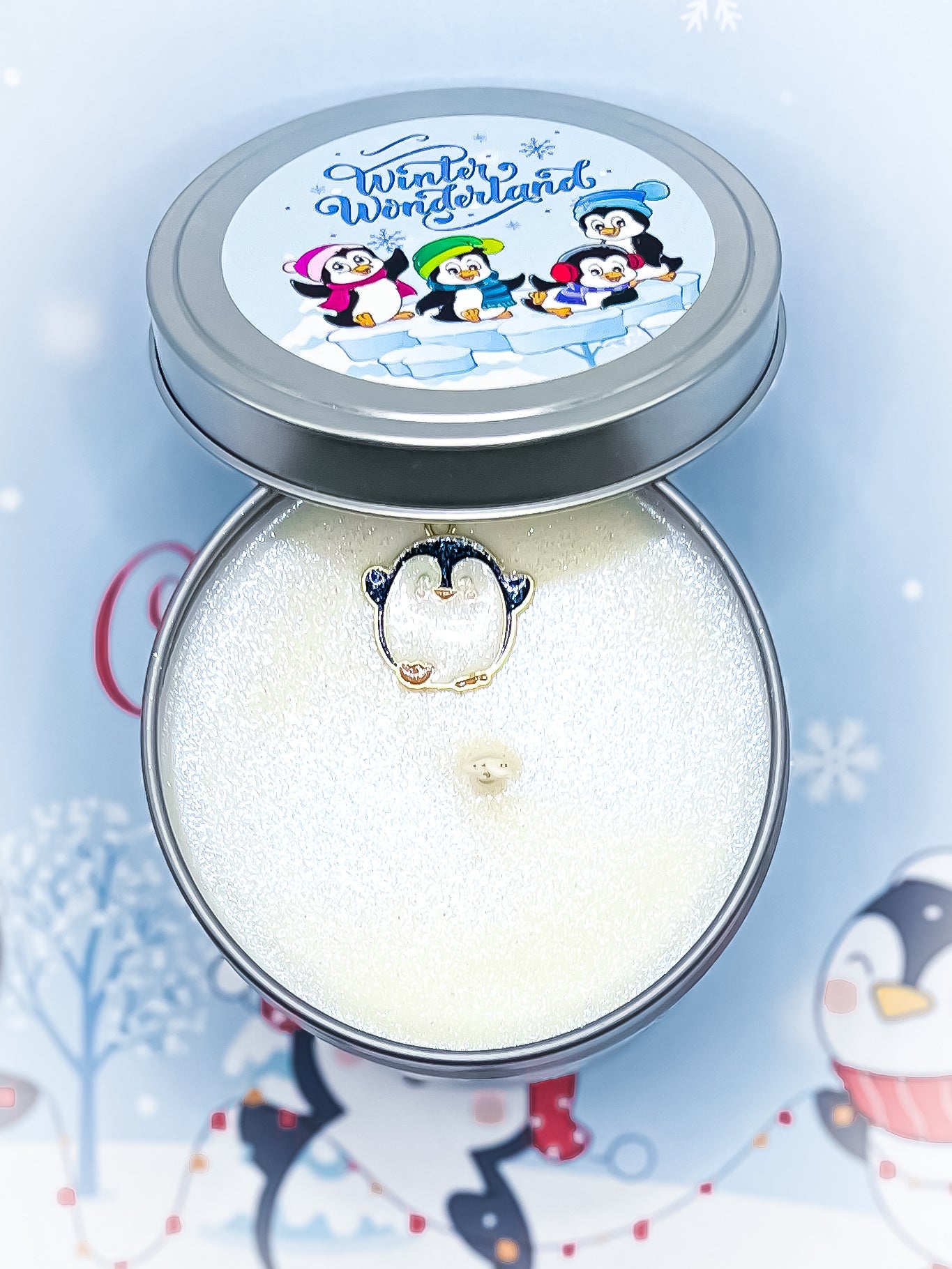 Winter Wonderland Soy Wax Candle--Spearmint & Winter Berries