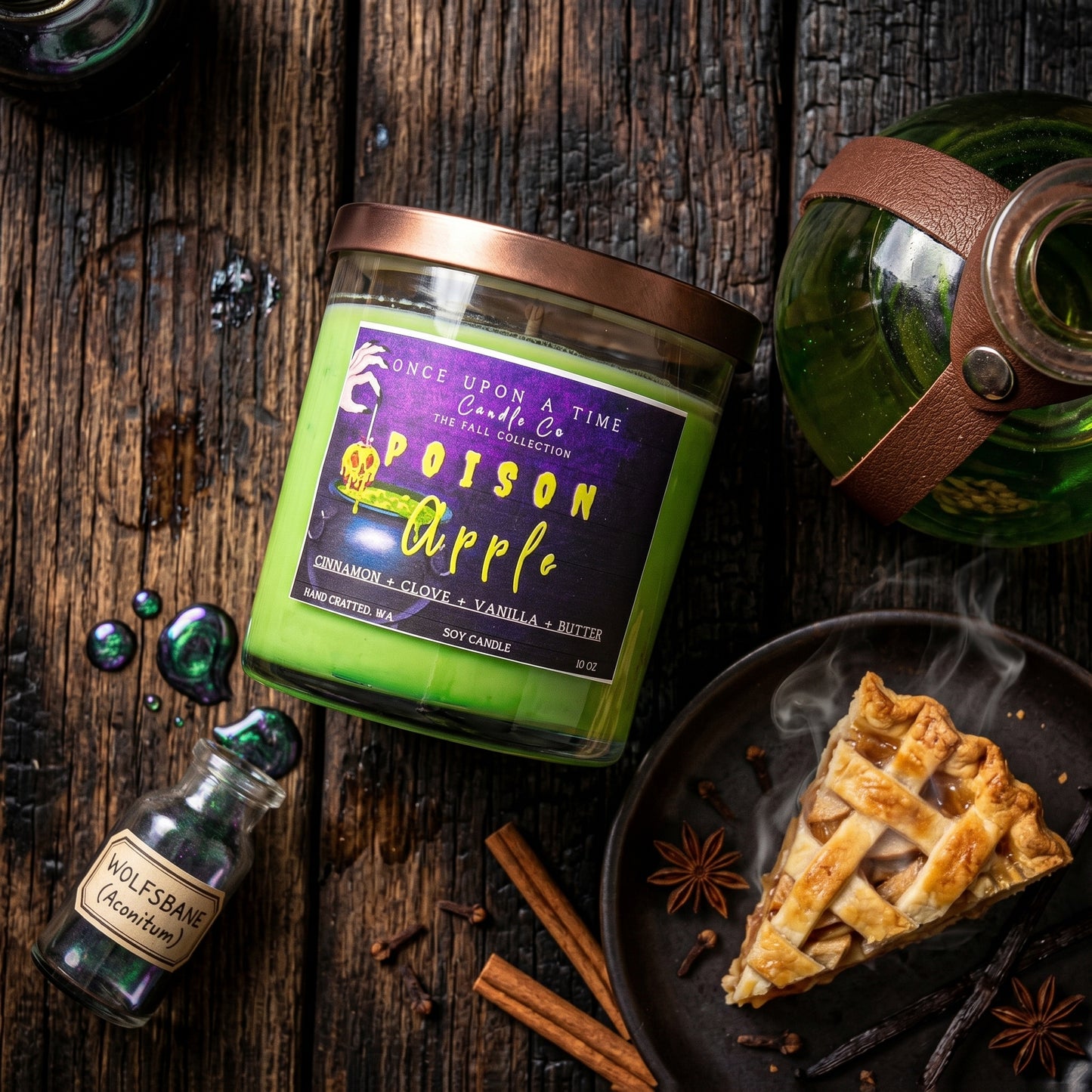 Poison Apple Soy Wax Candle-Apples, sugar, pie crust